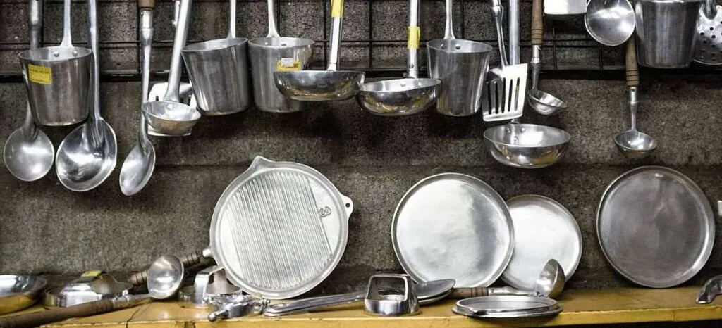 La investigación de Cazadores de Fake News determinó que los rumores sobre relación entre exposición al aluminio y aparición de alzhéimer son engañosos